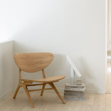 Load image into Gallery viewer, Eye Lounge Chair - Hausful