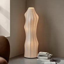 Load image into Gallery viewer, Dae Floor Lamp - Hausful
