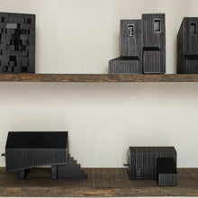 Load image into Gallery viewer, Black Farm House Object - Hausful