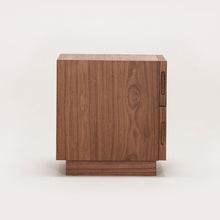 Load image into Gallery viewer, Boom End Table - Hausful - Modern Furniture, Lighting, Rugs and Accessories (4470220783651)