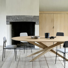 Load image into Gallery viewer, DC Dining Chair - Hausful - Modern Furniture, Lighting, Rugs and Accessories (4470235856931)