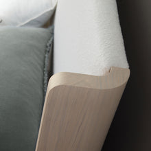 Load image into Gallery viewer, Curva Shelter Bed - Hausful