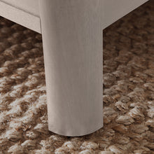 Load image into Gallery viewer, Curva Poster Bed - Hausful