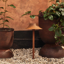 Load image into Gallery viewer, Hourglass Pots - Hausful