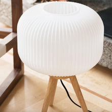 Load image into Gallery viewer, Verve Table Lamp - Hausful