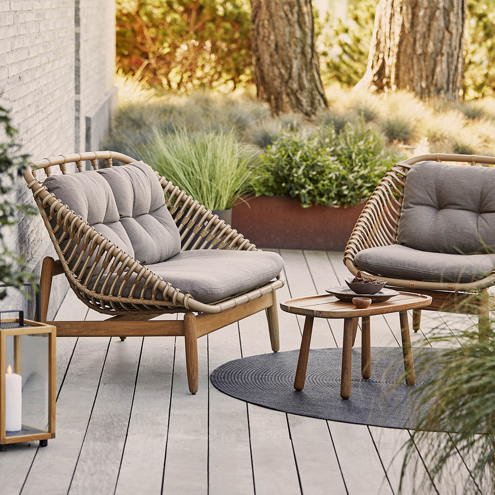 Wooden deck lounge discount chairs