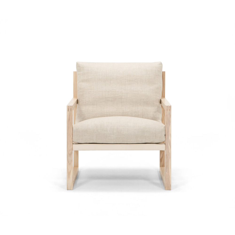 Eq3 lounge online chair